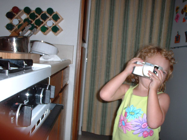 Savannah takes a photo of her fingers.jpg 73.4K